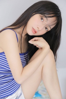 巨乳MM图片
